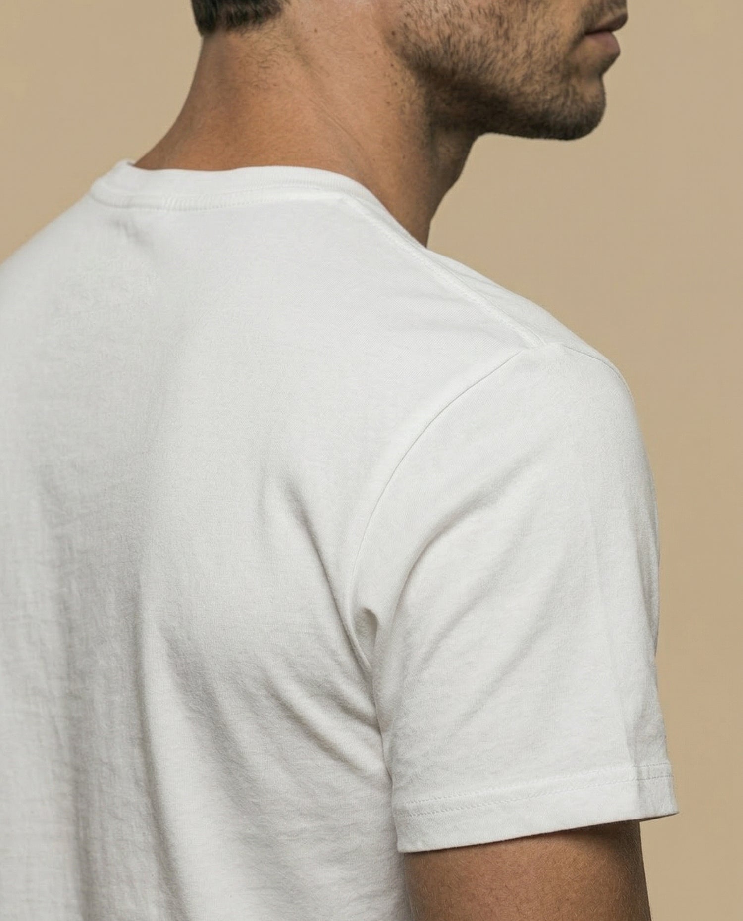 Camiseta básica manga corta fit regular - Crudo