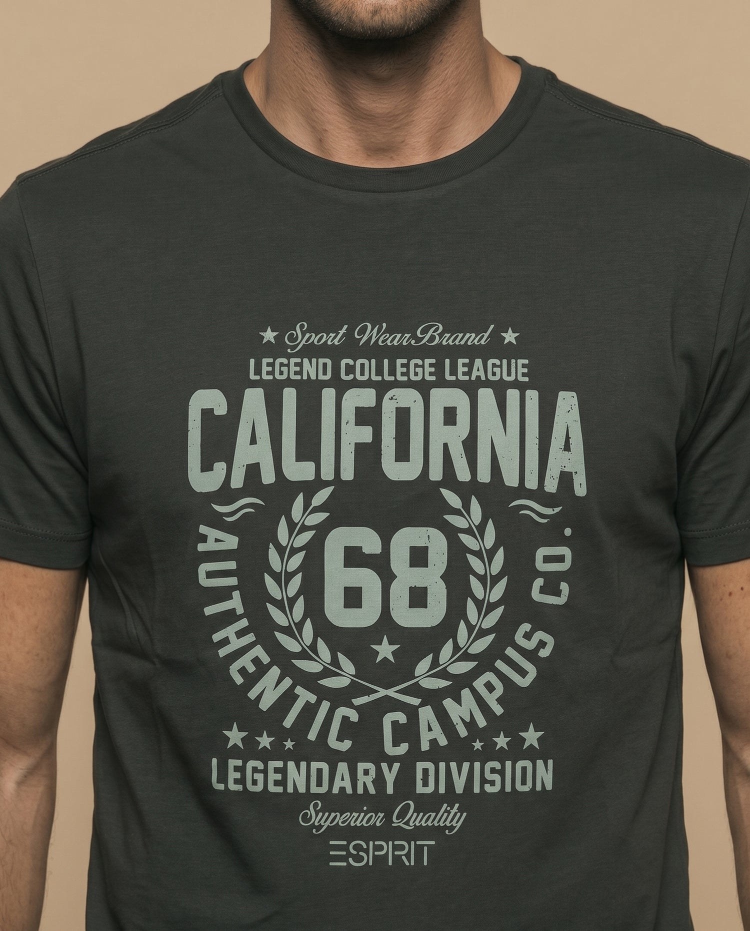 Camiseta manga corta con estampado universitario para hombre - Verde