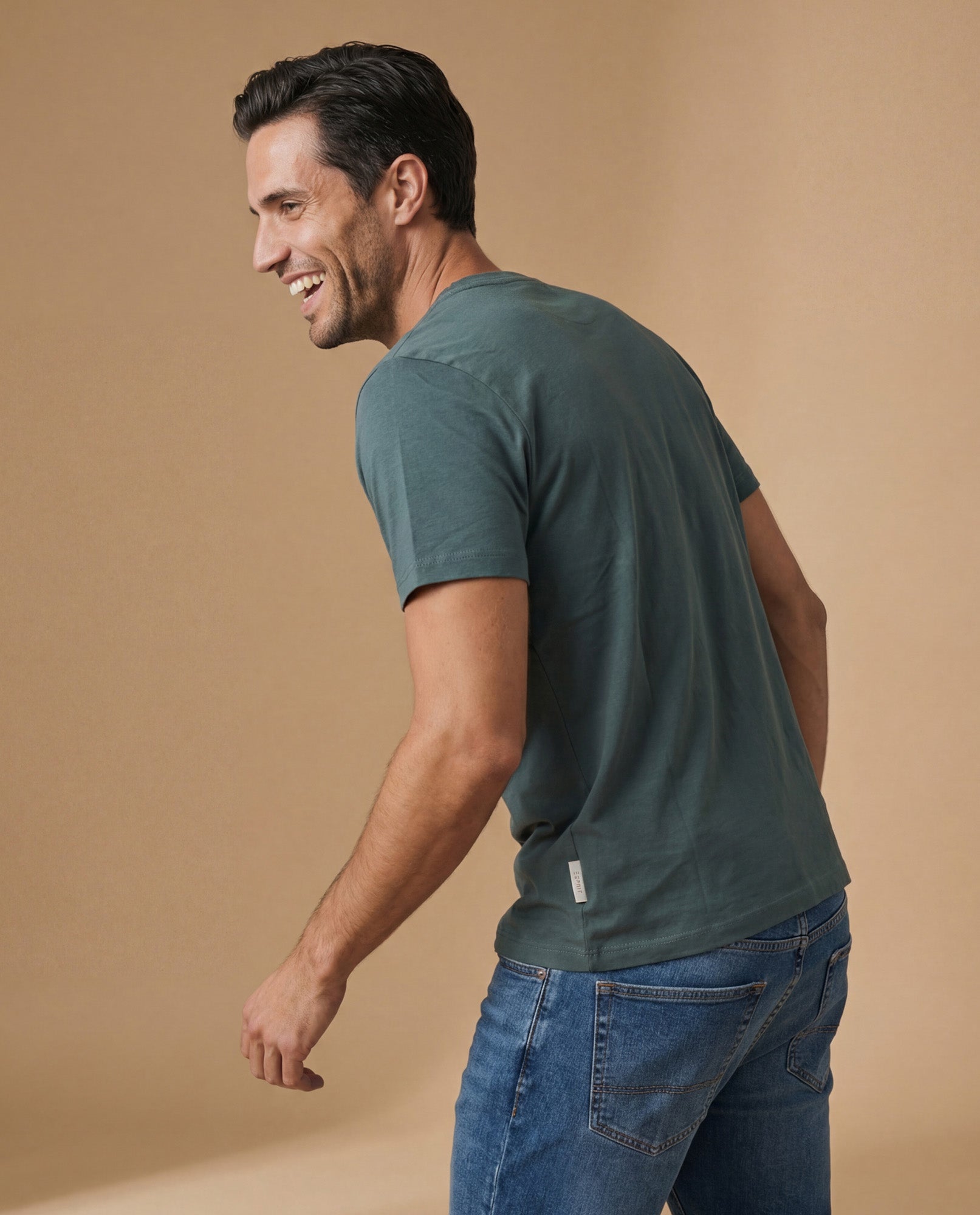 Camiseta manga corta con estampado gráfico de montaña para hombre - Verde 34_345F313_VER156123_4
