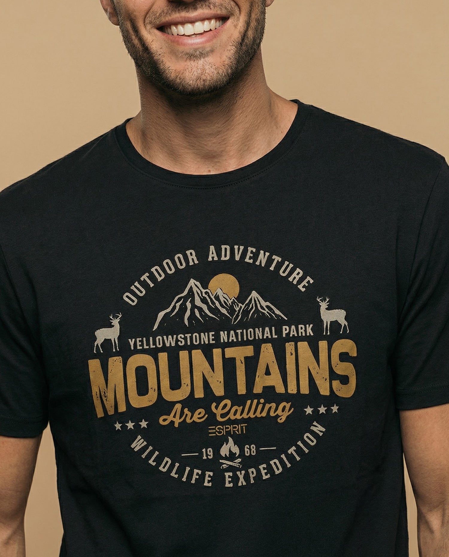 Camiseta manga corta con estampado de aventura para hombre - Verde