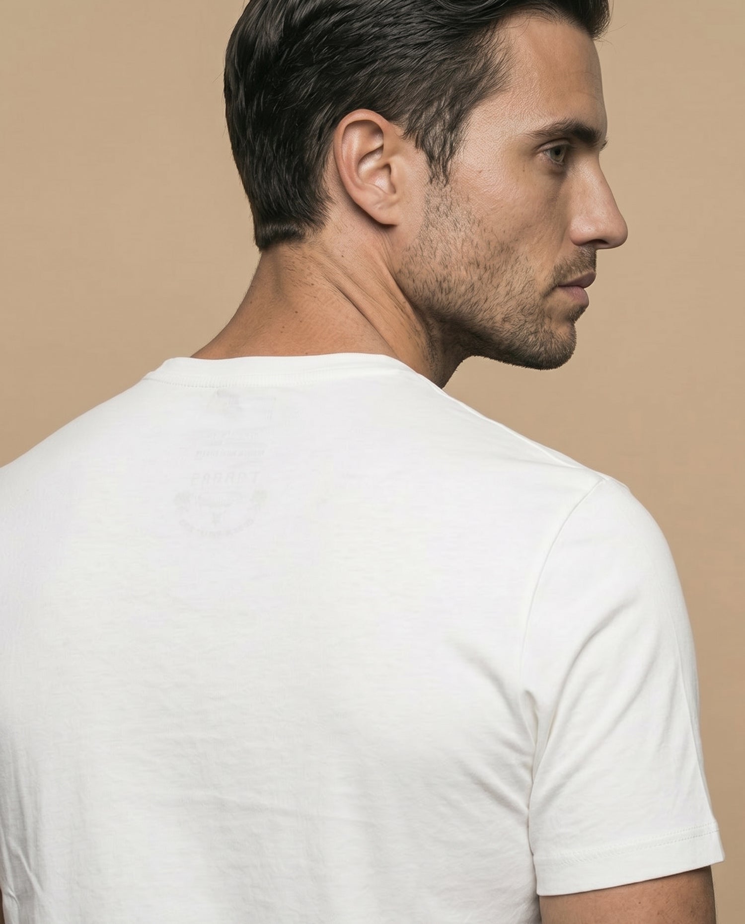 Camiseta básica manga corta con costura trasera para hombre - Crudo