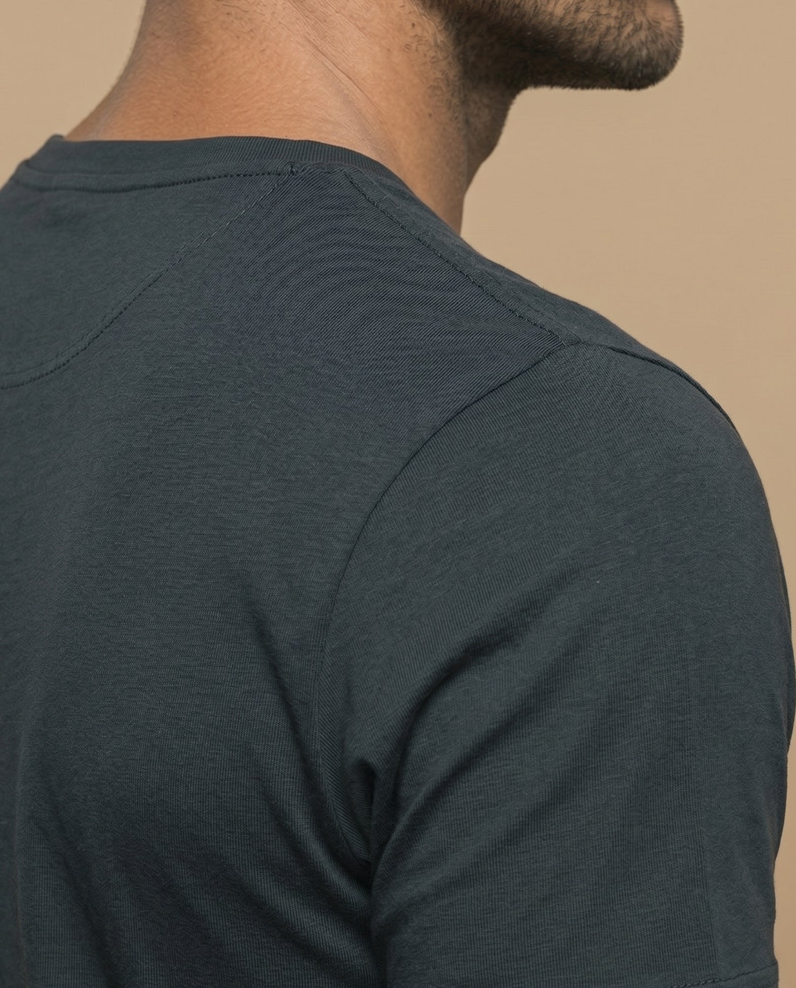 Camiseta Regular Esprit - Verde 34_345F332_VER165820_6