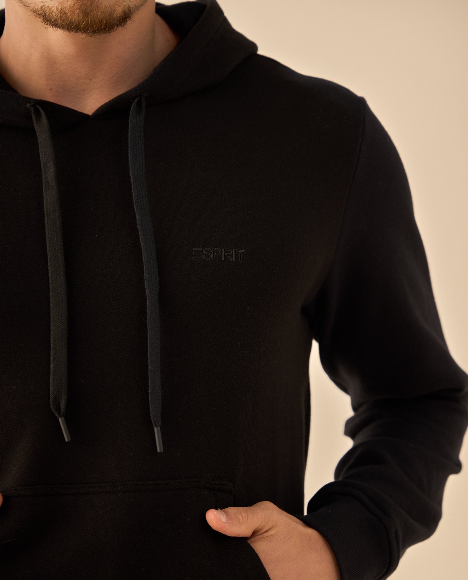 Sudadera con Capucha y Ribetes Contrastantes - Negro