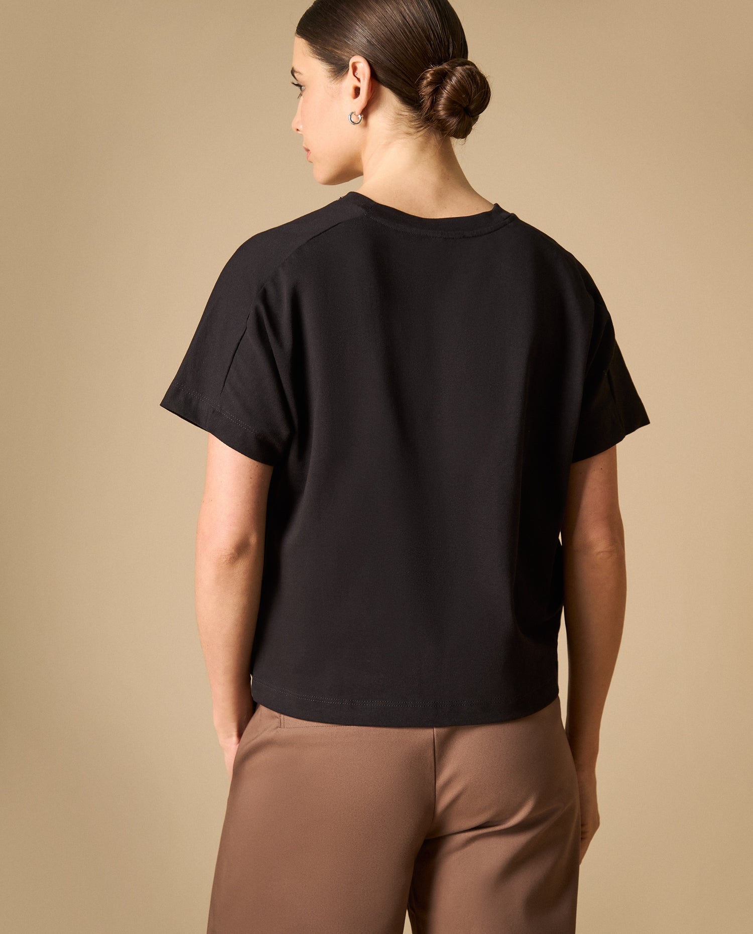 Camiseta básica cuello redondo manga corta - Negro