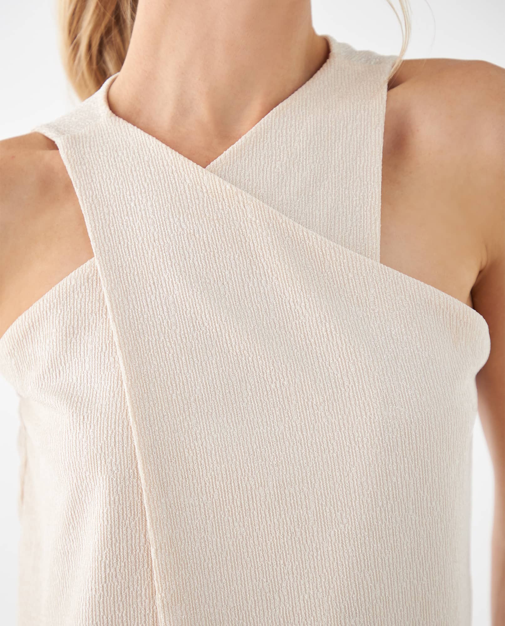 Camisa con escote cruzado para mujer - Beige 34_402F000_BEI130607_3