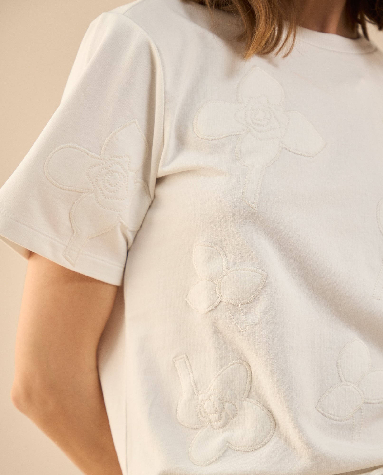 Camiseta básica manga corta para mujer - Crudo 34_402G204_CRU144500_5