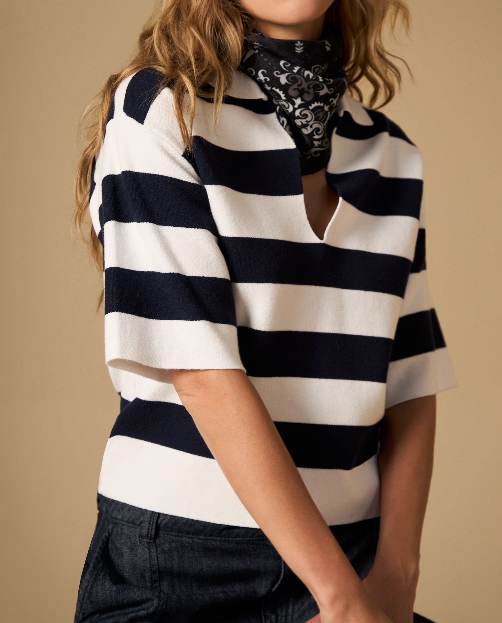 Camiseta tejida tipo polo cuello en V manga larga - Azul 34_402H200_AZU174245_0