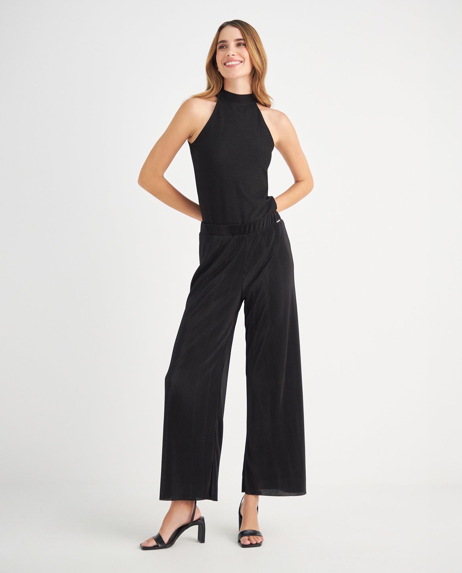 Camiseta de cuello alto para mujer - Negro