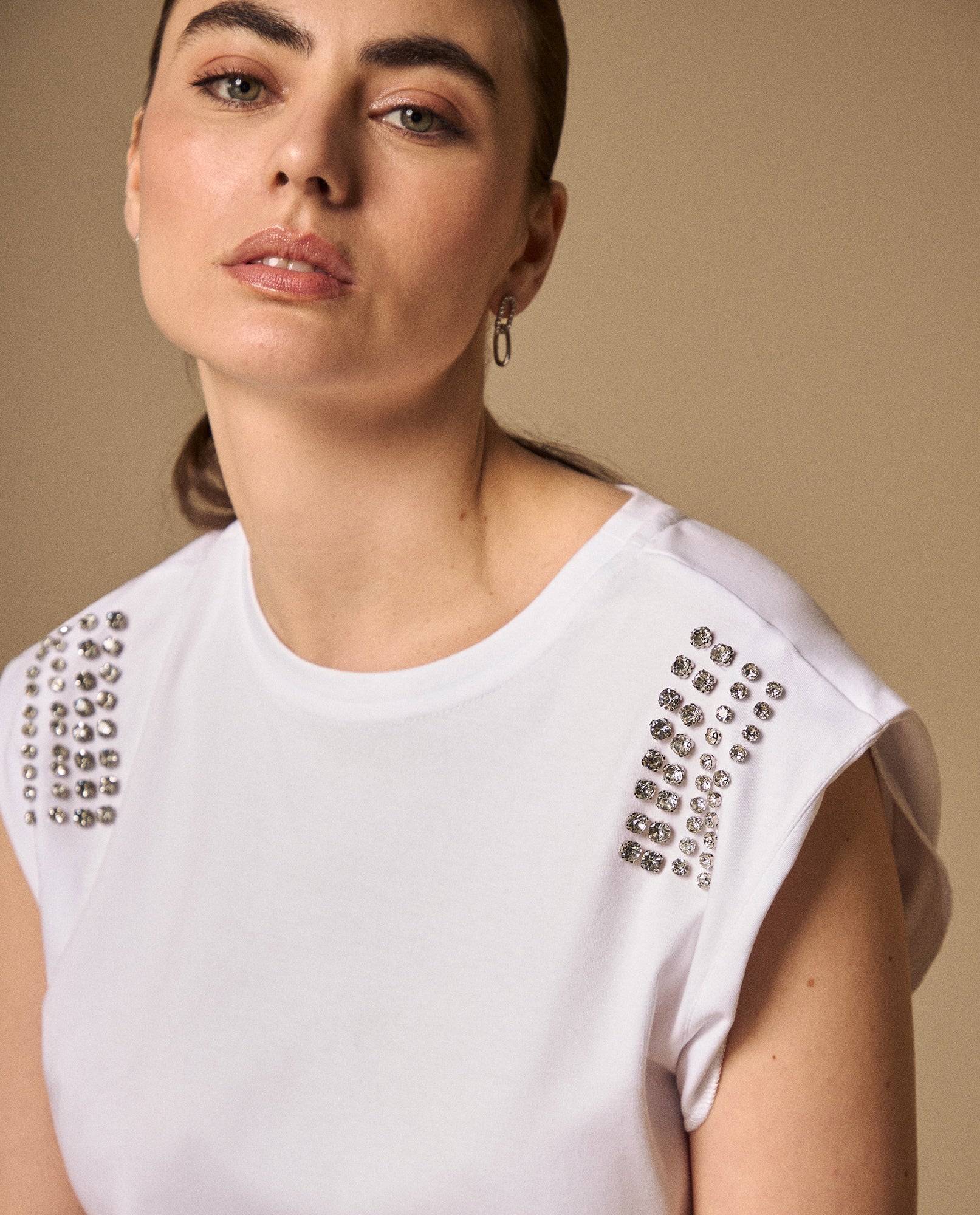 Camiseta Blanca con Aplicaciones Metálicas - Blanco 34_409G004_BLA110601_4