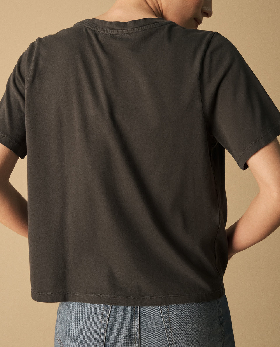 Camiseta Negra con Bordados Florales Dorados - Negro 34_409G201_NEG193909_4