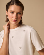 Camiseta Blanca con Bordados de Lazos - Blanco