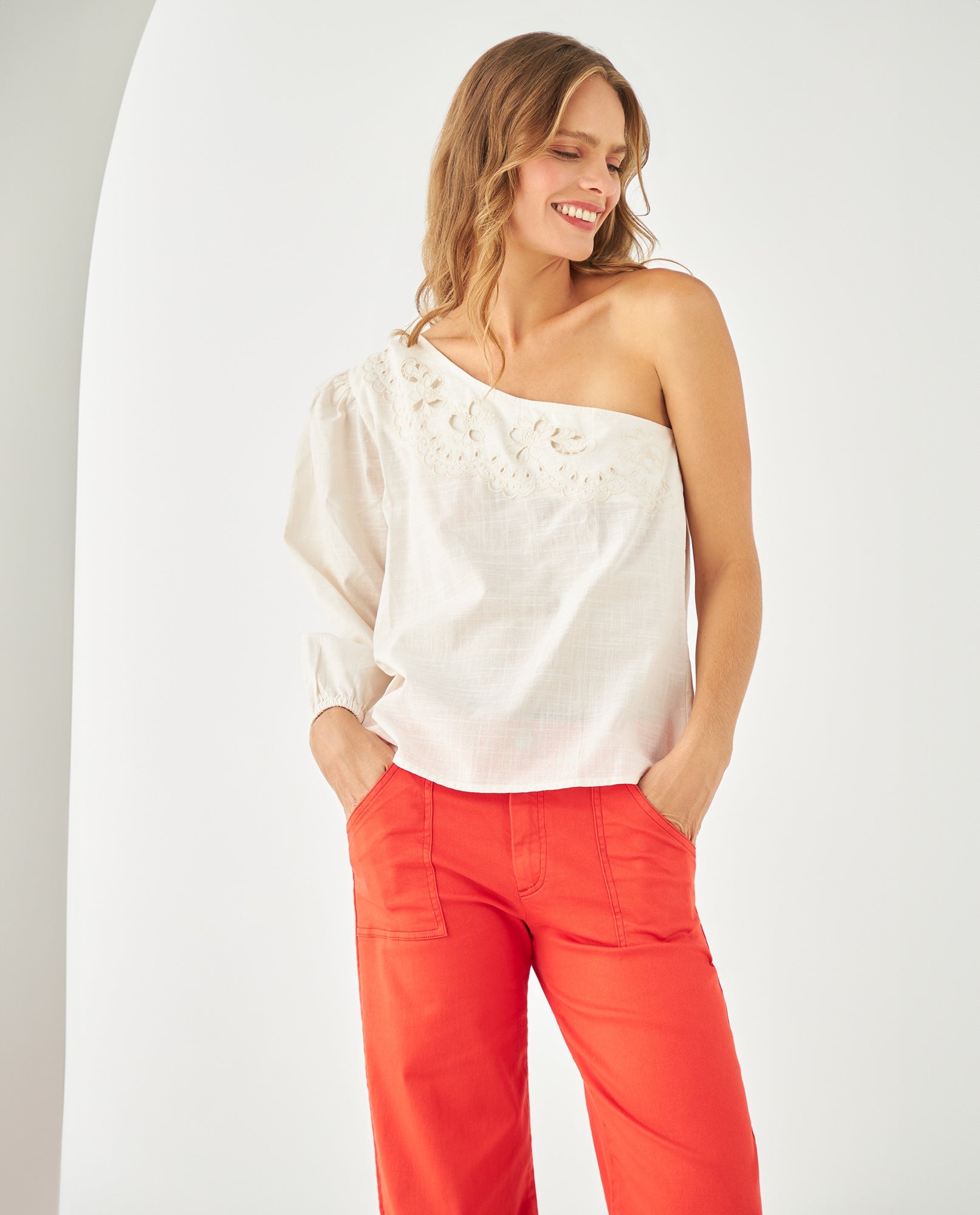 Camisa de un solo hombro para mujer - Blanco 34_411F033_BLA110601_3