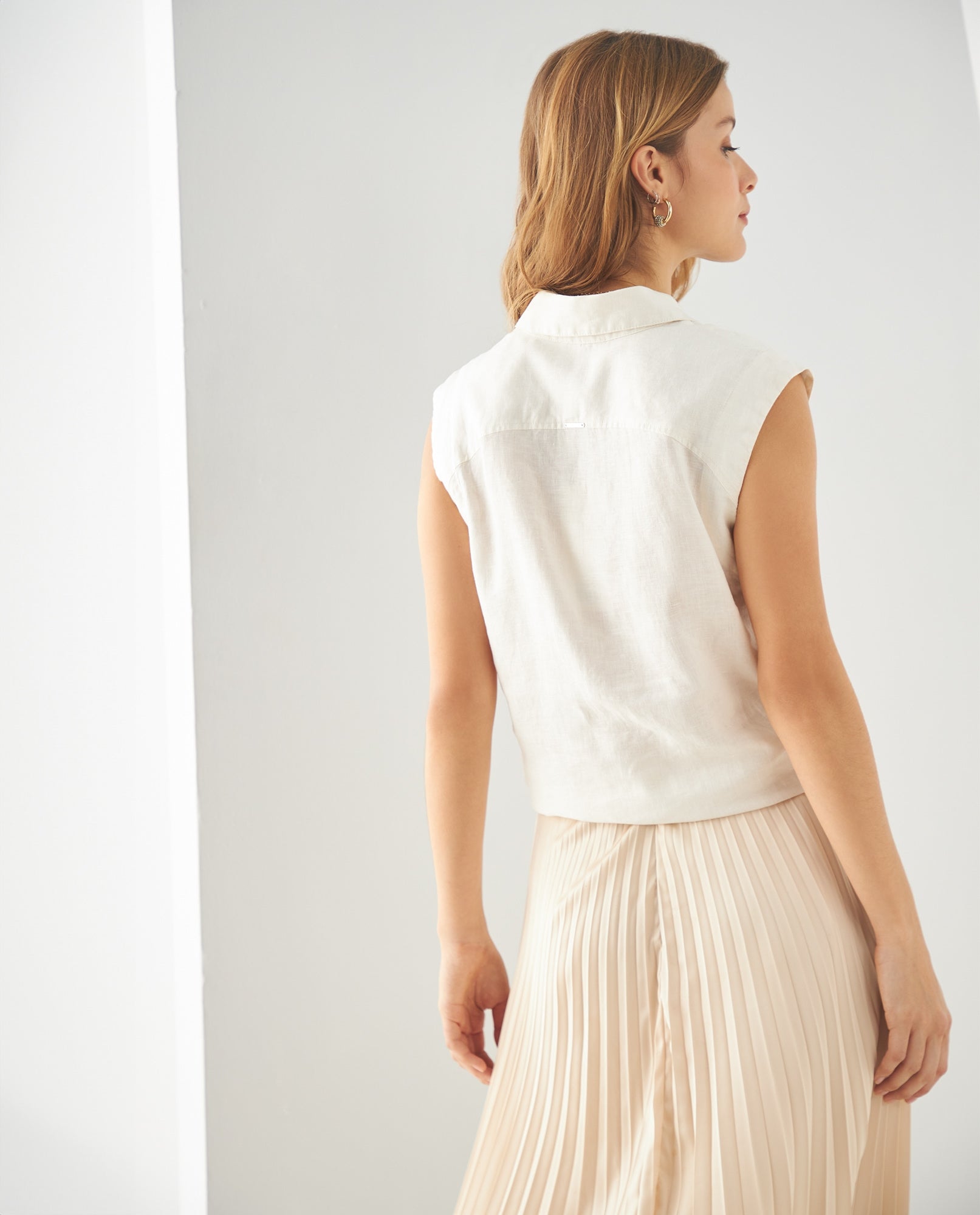 Camisa anudable en ruedo para mujer - Crudo 34_411F037_CRU110602_4