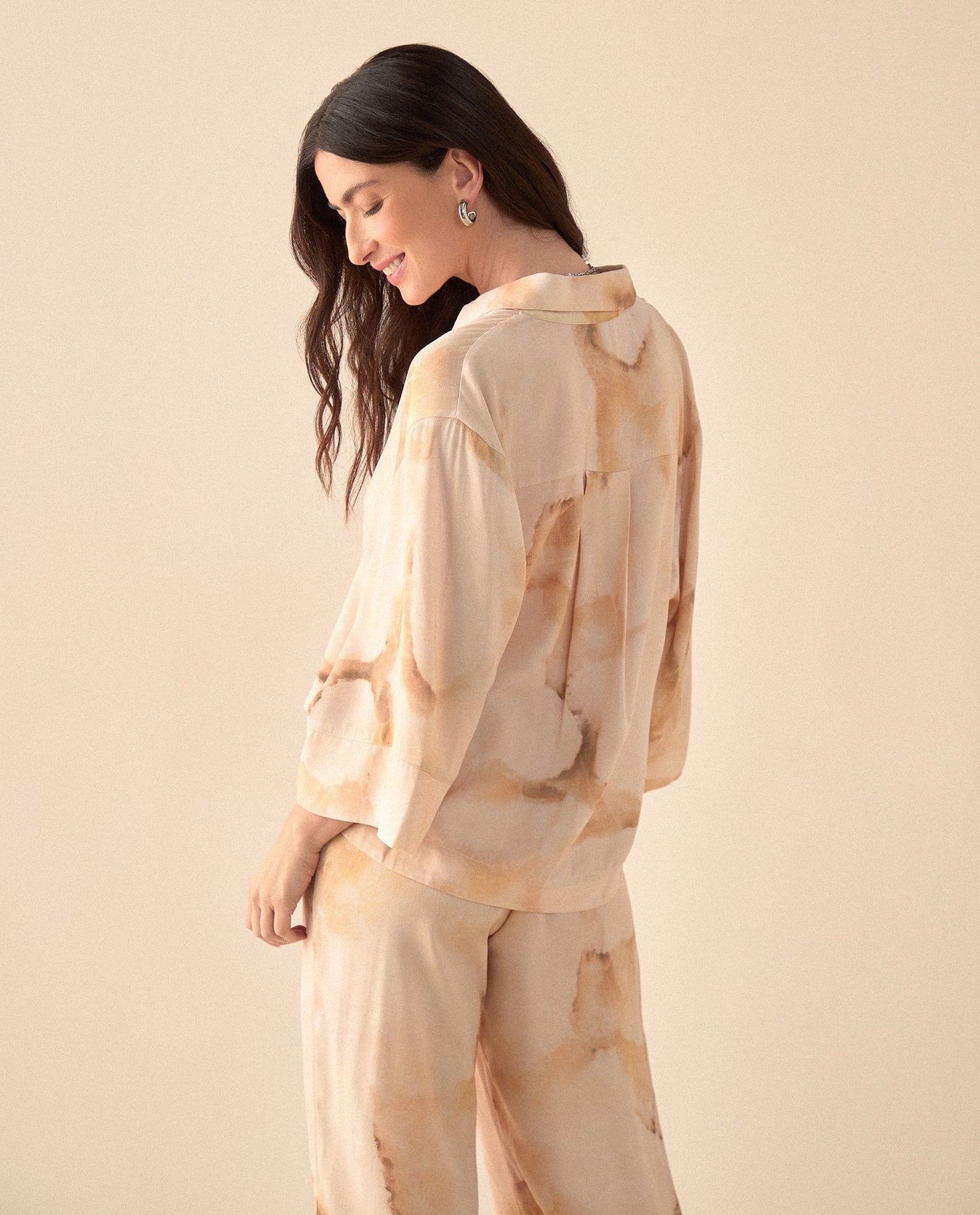 Camisa manga 3/4 amplia para mujer - Café