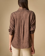 Camisa camisera manga larga con acabado hecho a mano - Marron