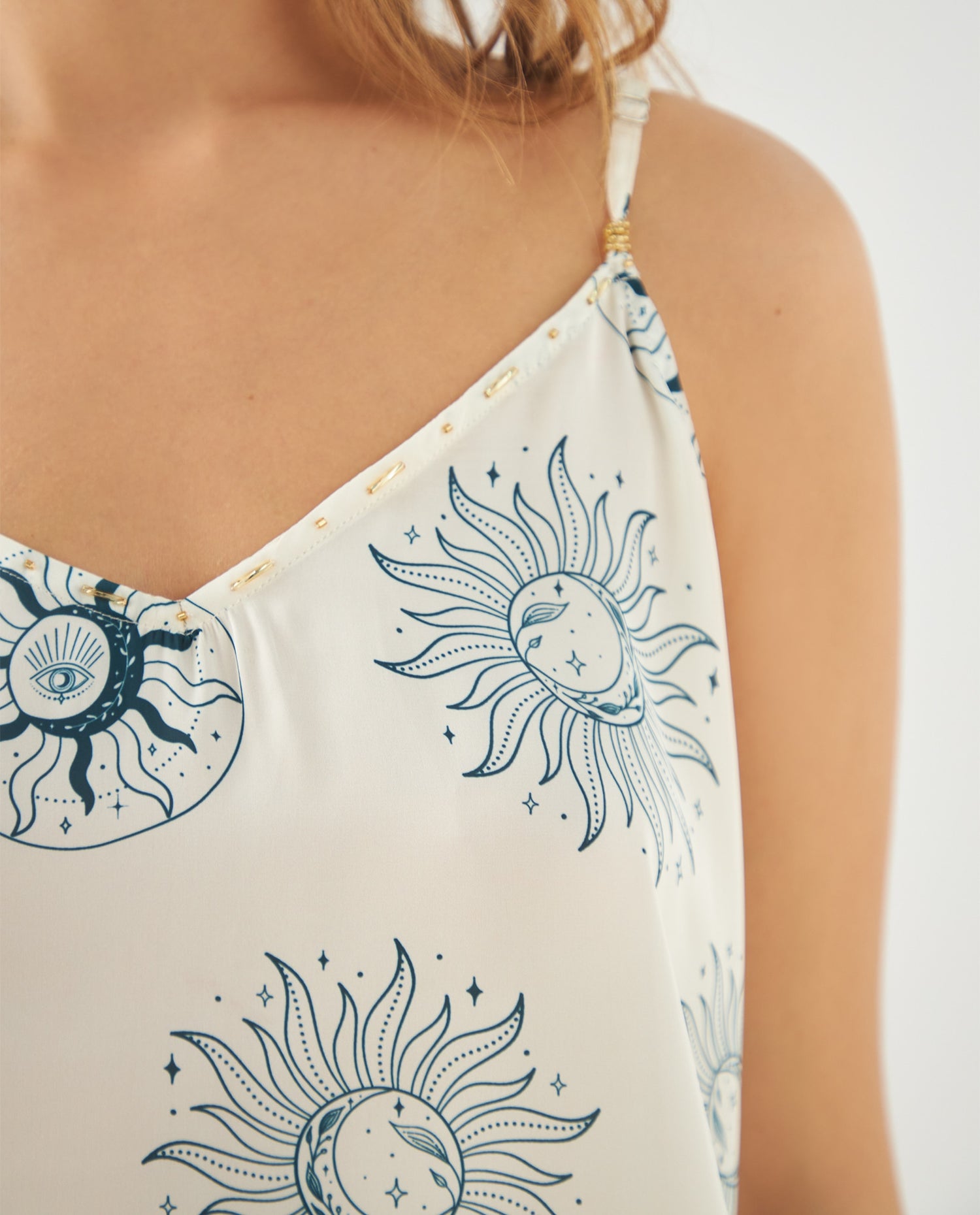 Camisa con escote en V para mujer - Crudo