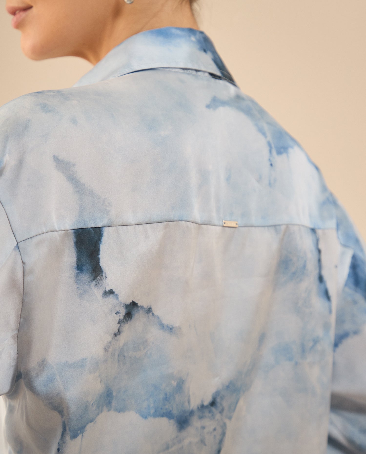 Camisa tipo satín para mujer - Azul