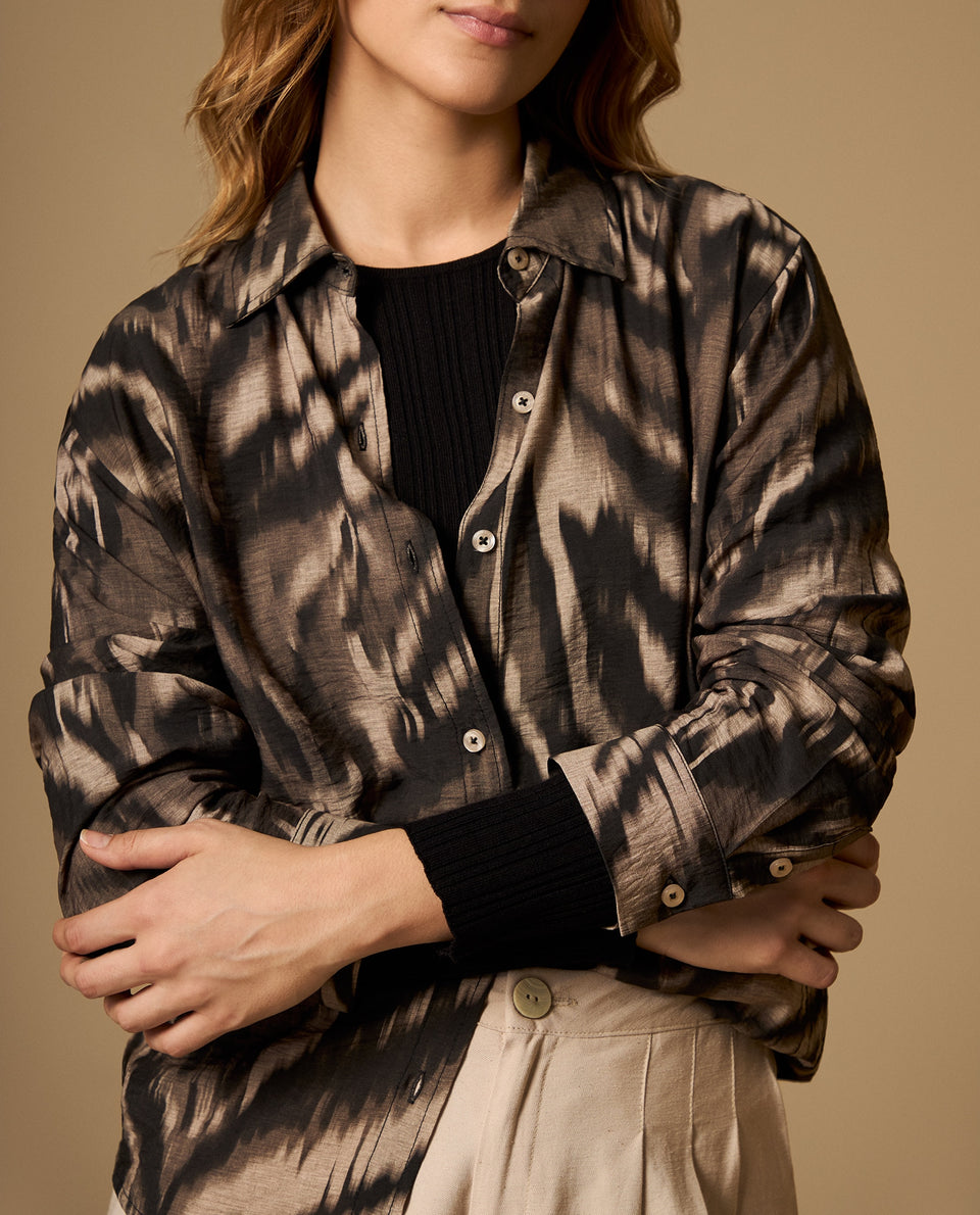 Camisa manga larga cuello camisero tejido fluido - Gris 34_412H010_GRI194406_3