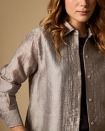 Camisa manga larga cuello camisero con acabado satinado - Gris