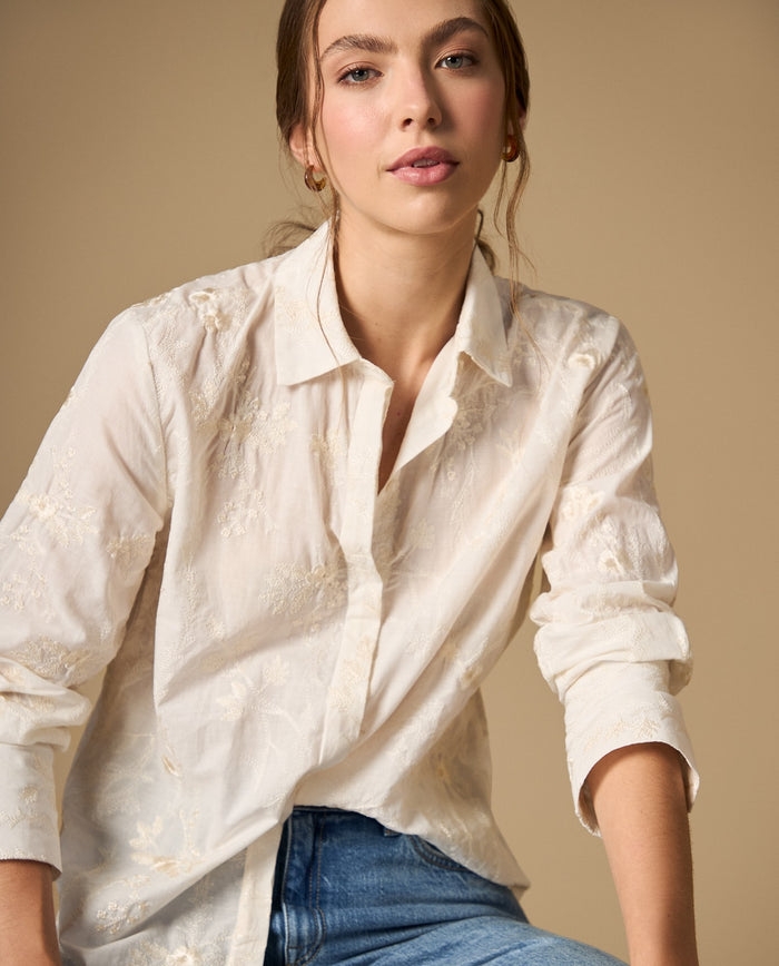 Camisa camisera manga larga con bordado floral - Blanco 34_412H017_BLA114202_0