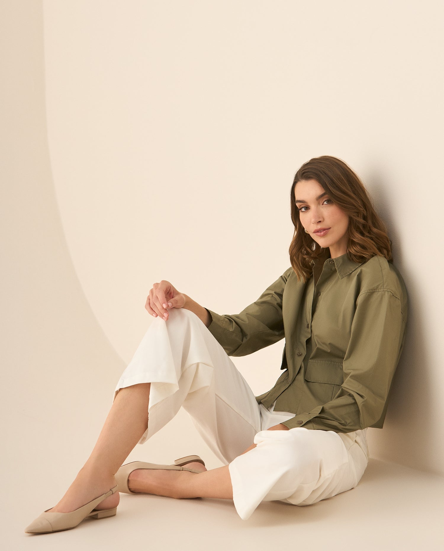 Camisa manga larga con bolsillos de tapa para mujer  - Verde