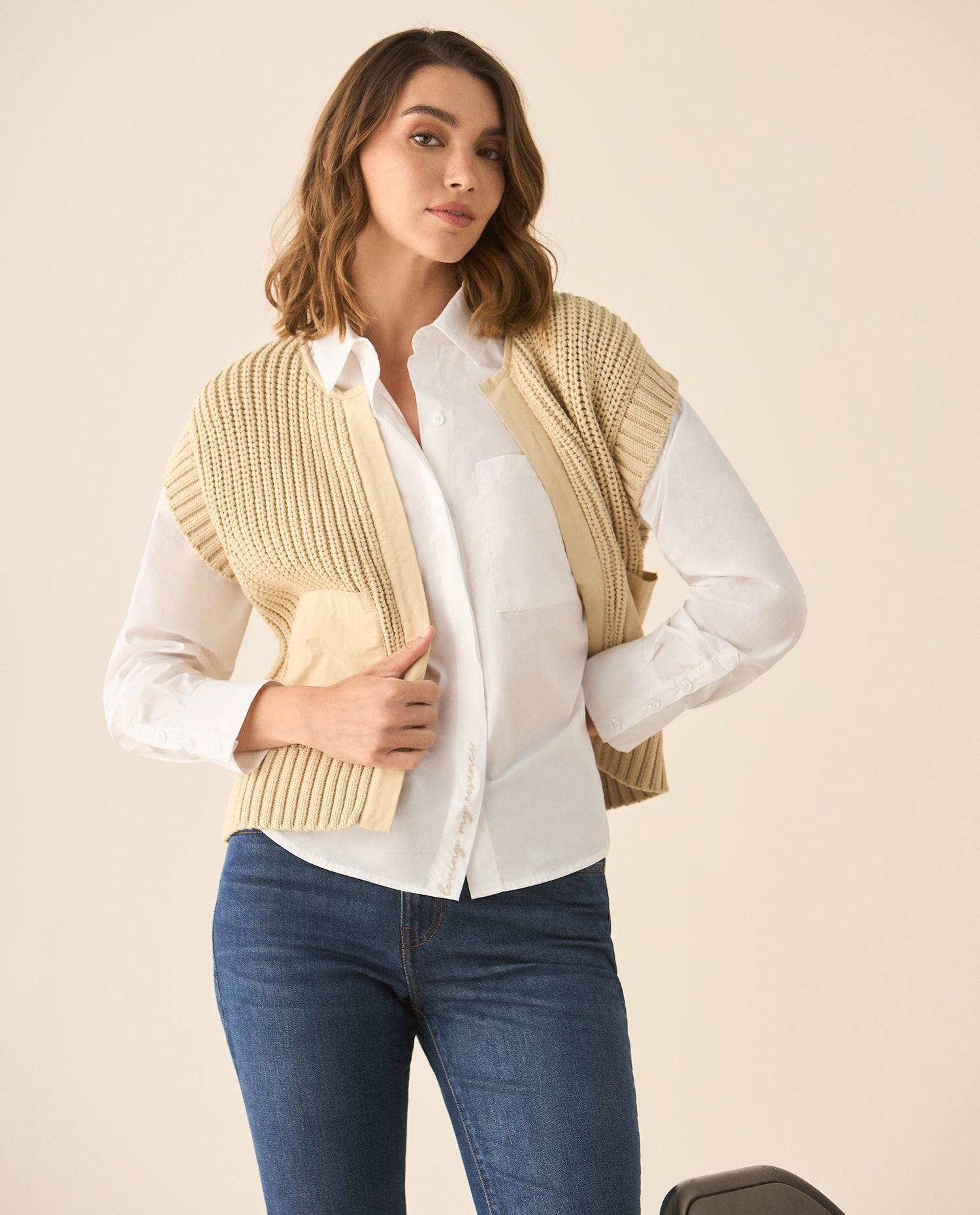 Camisa clásica con bordado para mujer - Blanco