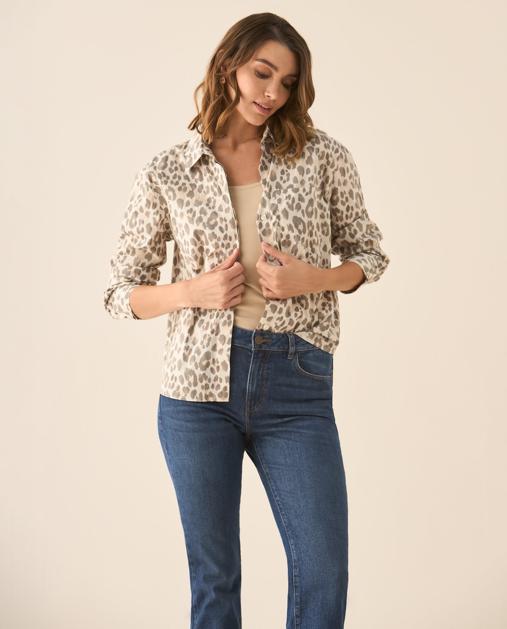 Camisa manga larga cuello clásico para mujer - Beige 34_413G030_BEI131105_0
