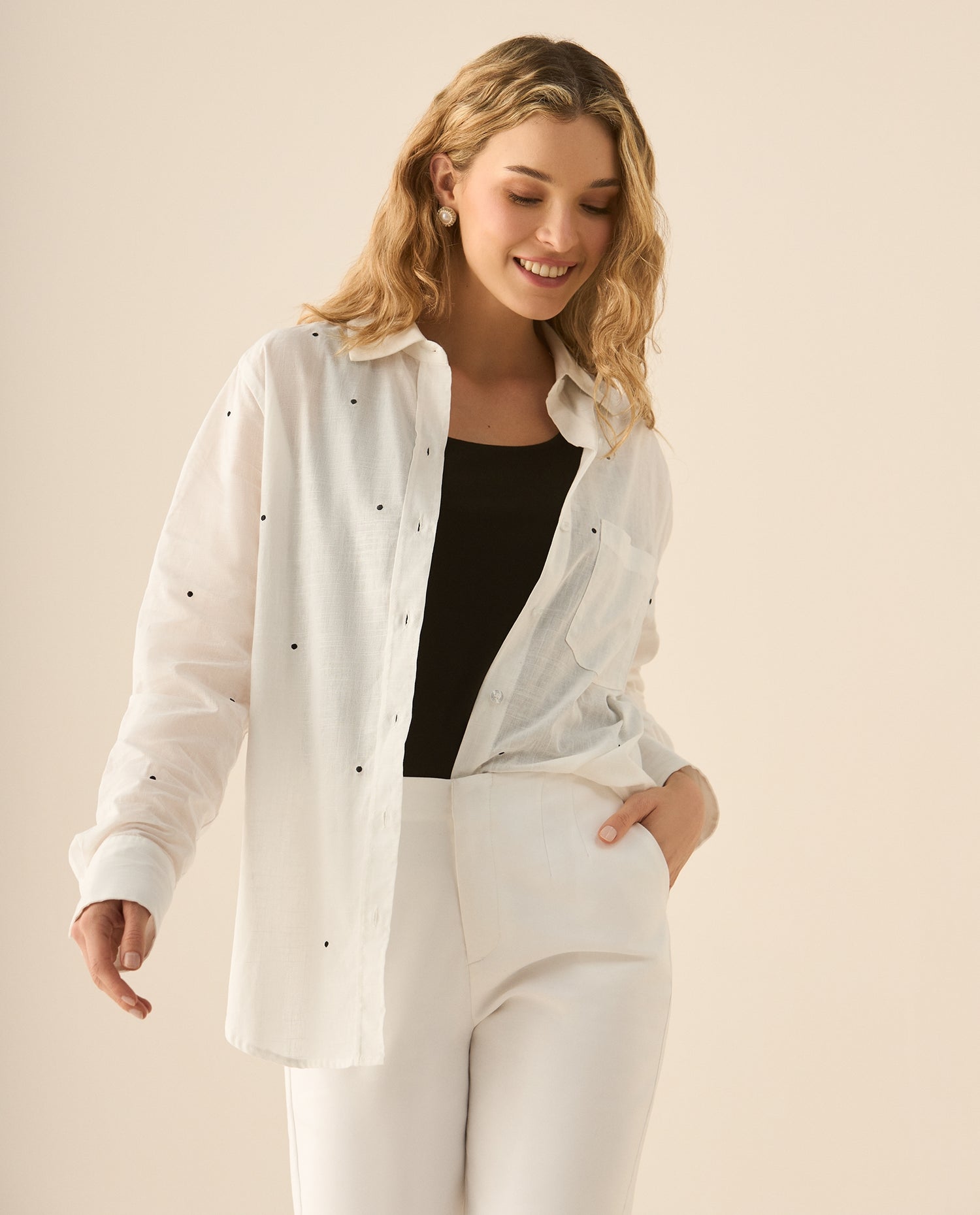 Camisa manga larga con print de lunares bordados para mujer  - Blanco