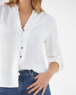 Camisa de tela fluida para mujer - Crudo