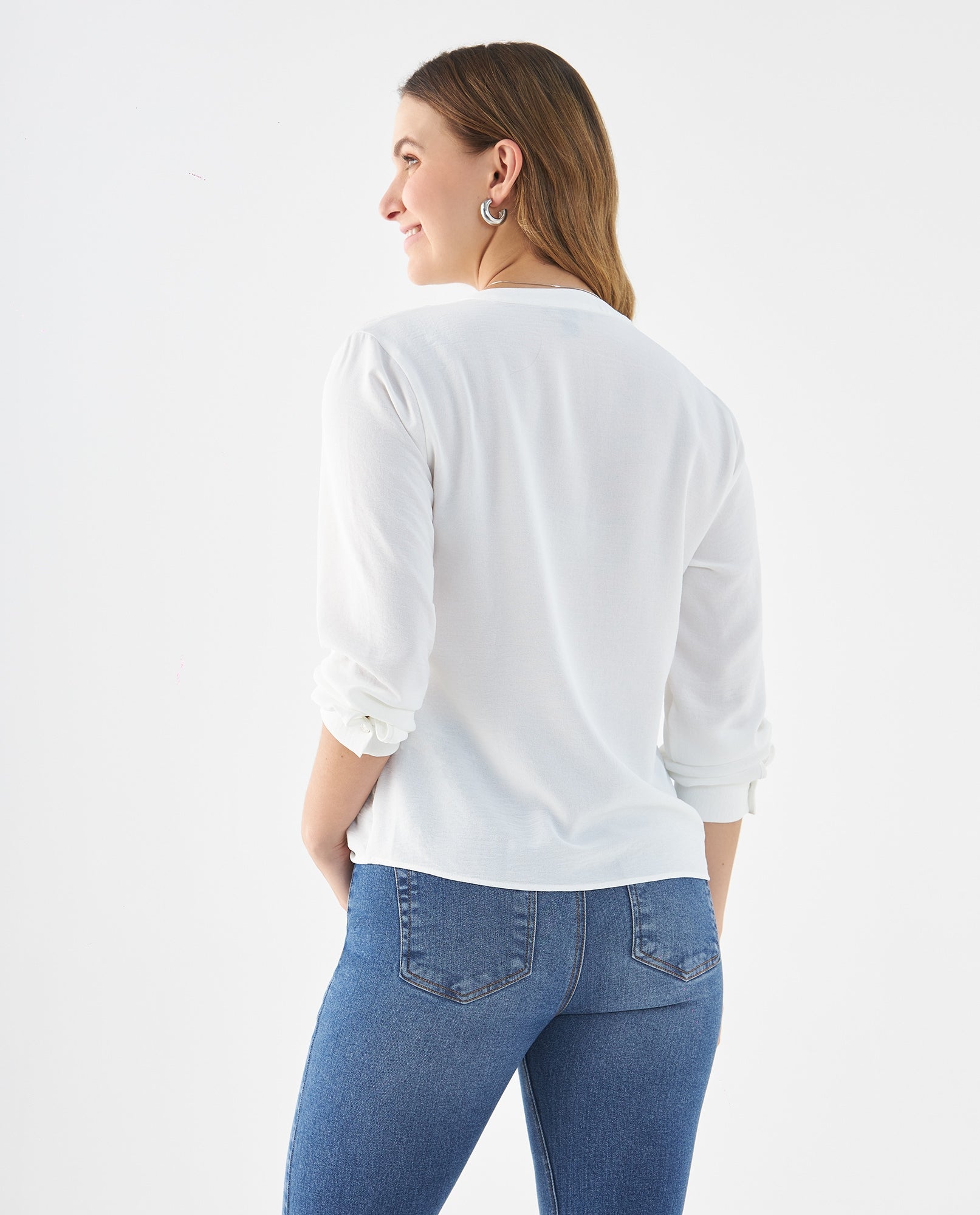 Camisa de tela fluida para mujer - Crudo 34_419F051_CRU110602_4