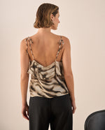 Camisola Estampada con Volante y Tirantes Ajustables - Gris