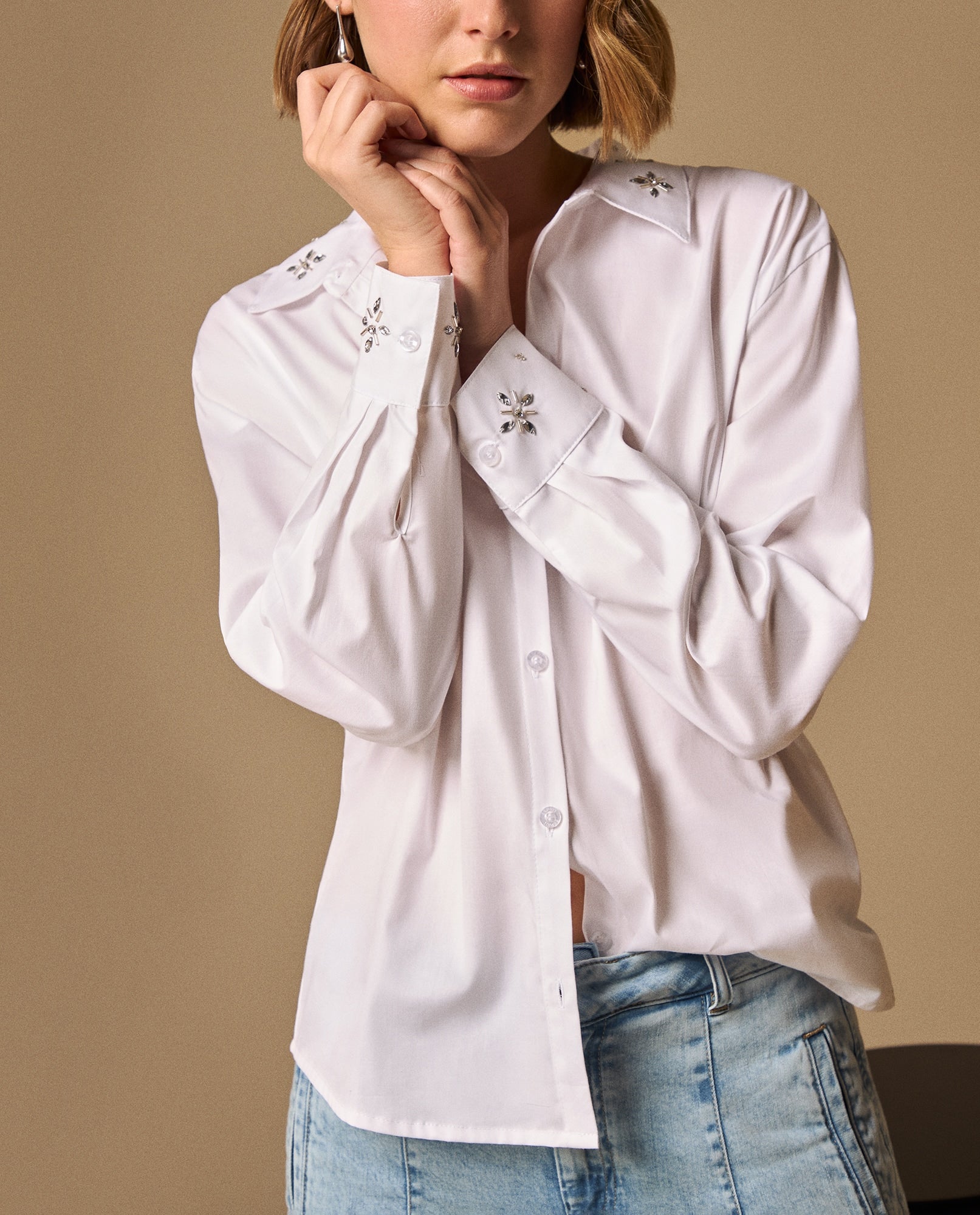 Camisa con Bordados Florales - Blanco 34_419G017_BLA110601_0