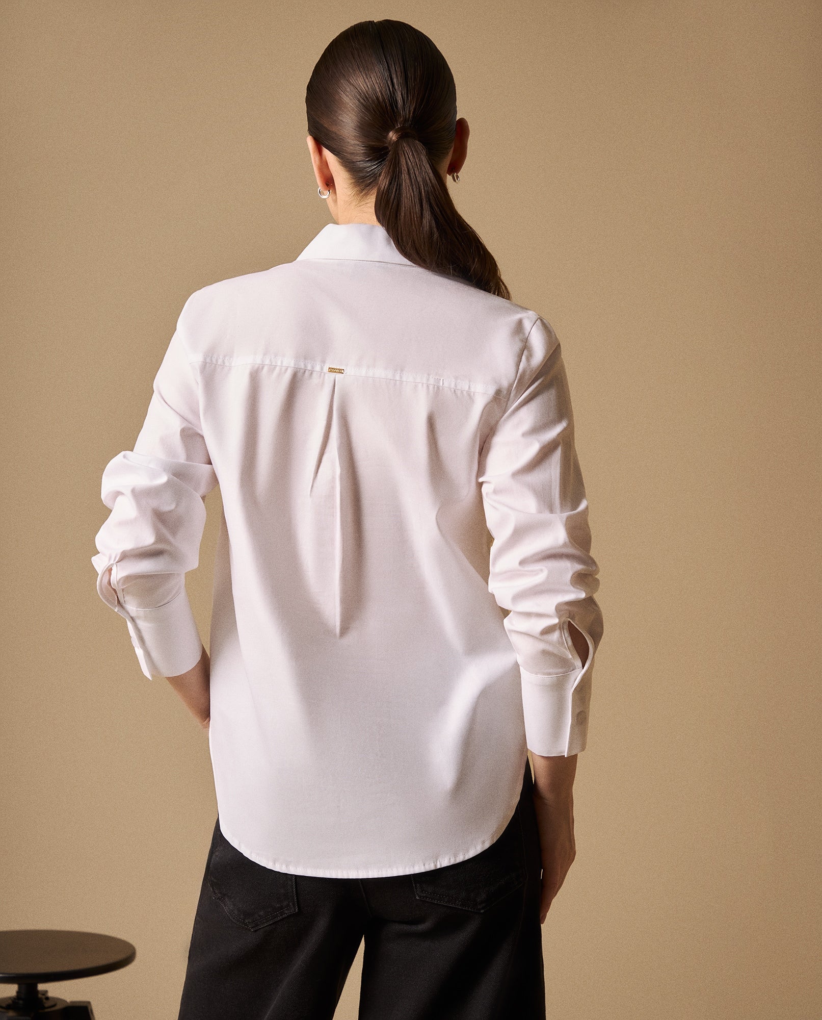 Camisa Blanca con Bordados en Cuello - Blanco 34_419G020_BLA110601_4