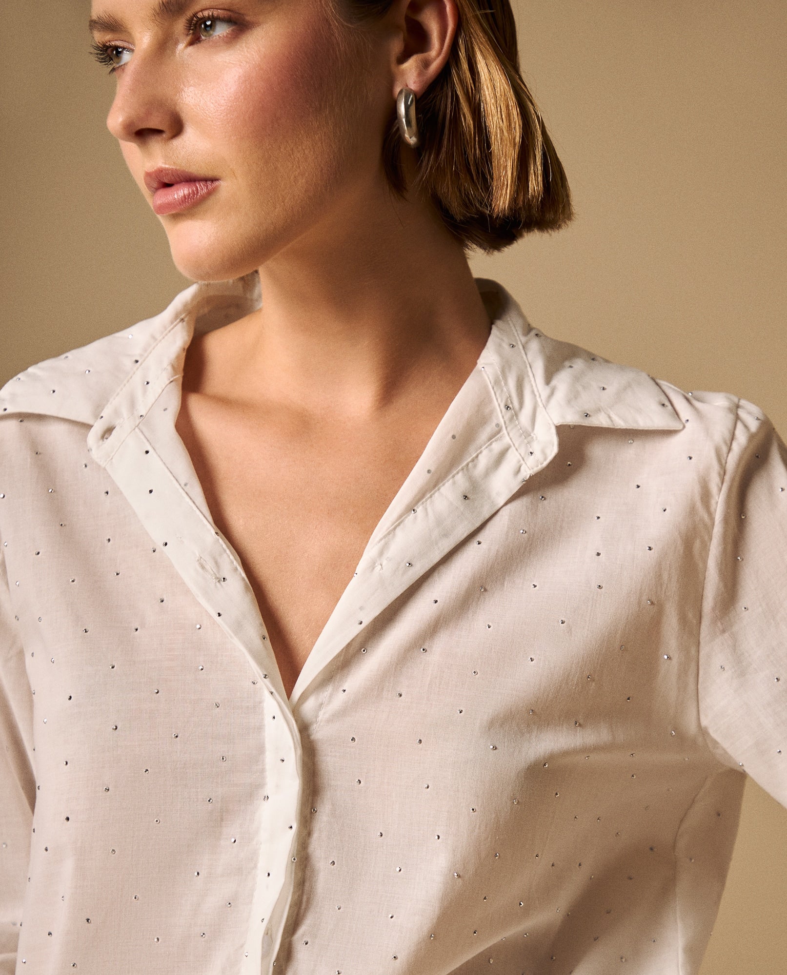Camisa con Micro Puntos Negros - Blanco 34_419G027_BLA114001_3