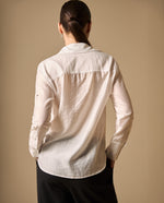 Camisa Blanca con Aplicaciones Brillantes - Blanco