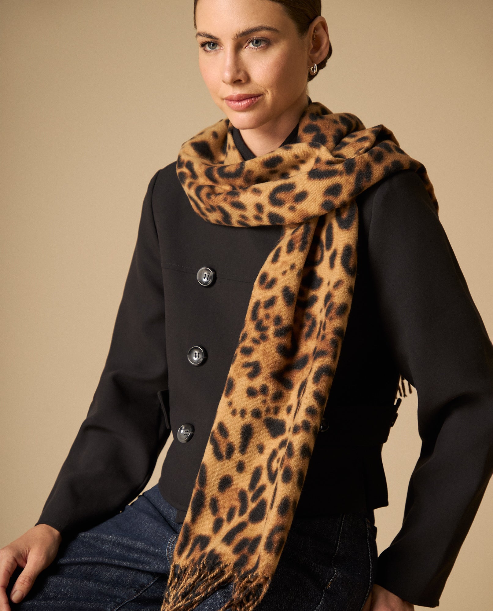 Chaqueta tipo Chanel sin cierre largo medio - Negro 34_421H200_NEG190303_0