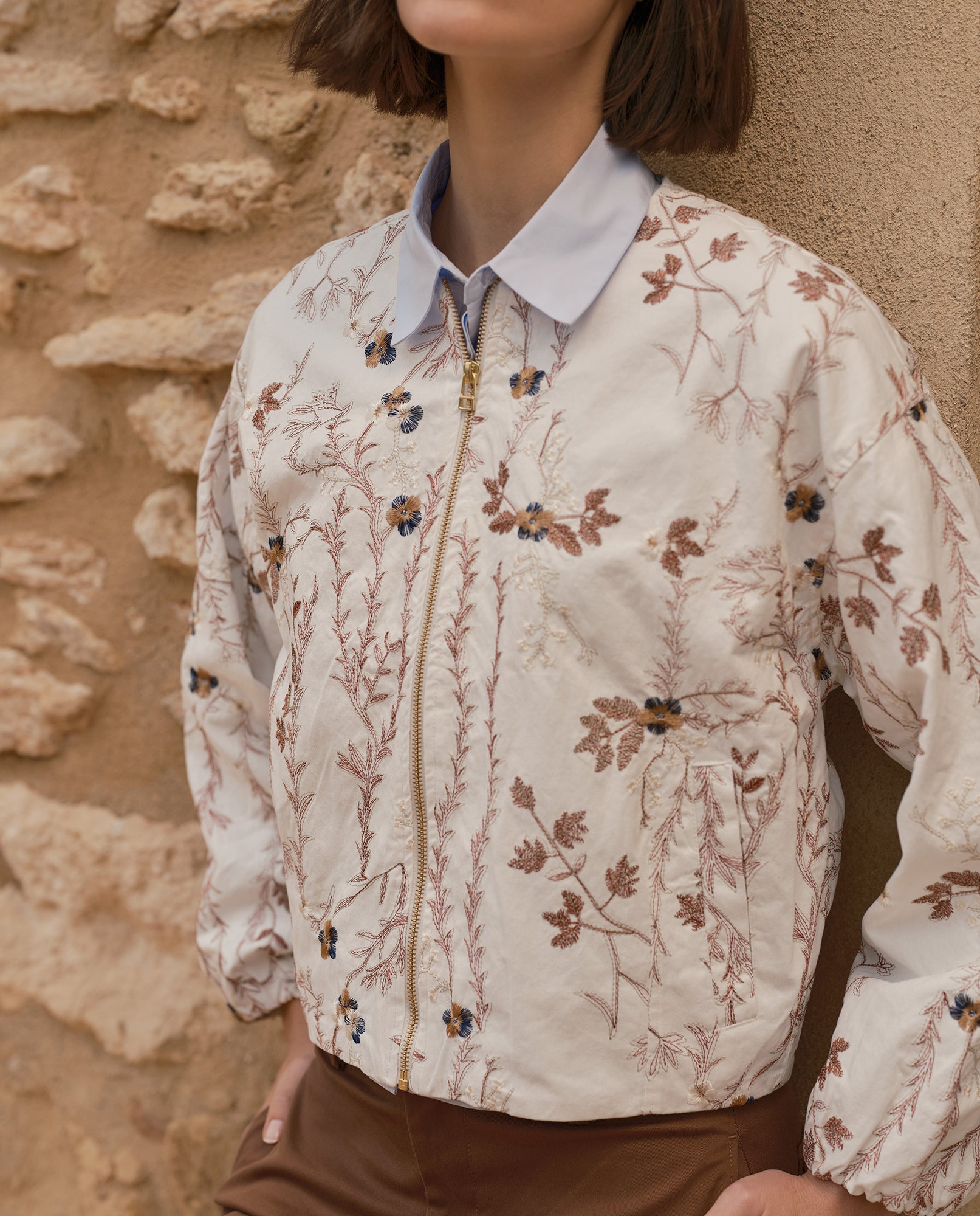 Chaqueta bomber bordada silueta relajada - Crudo 34_422H006_CRU110602_0