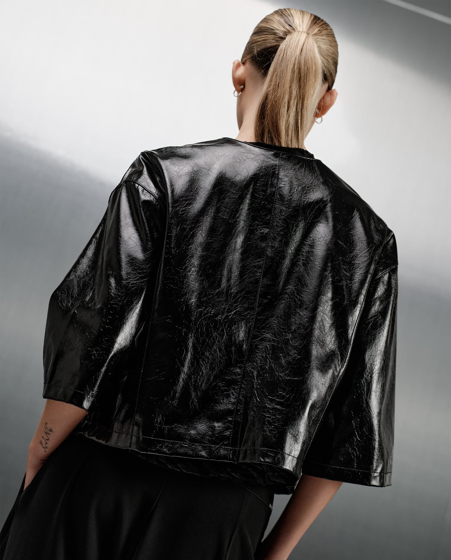 Chaqueta corta sin cierre - Negro