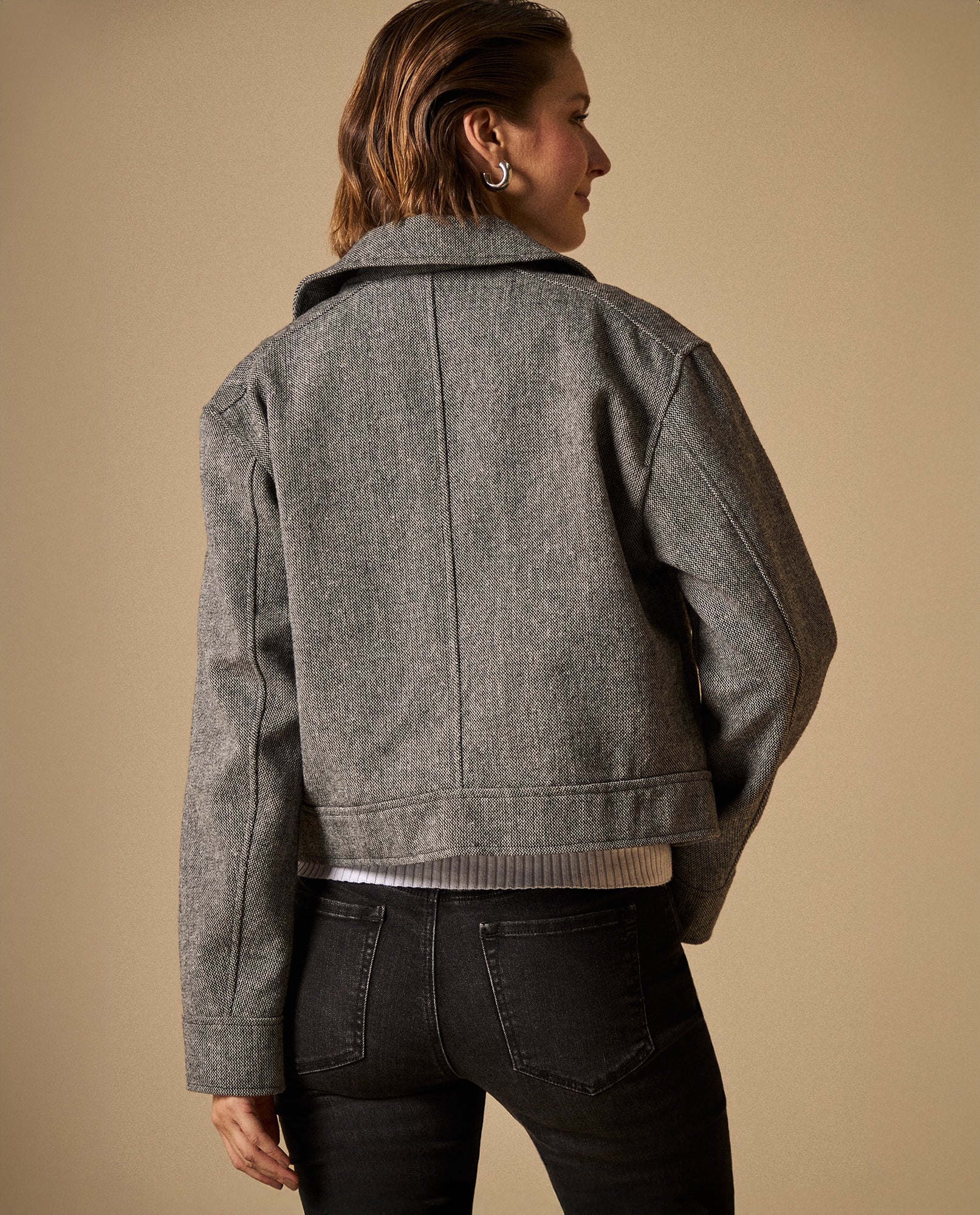 Chaqueta Bomber Gris con Textura Espiga - Negro 34_429G204_NEG194003_5
