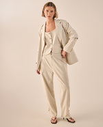 Blazer Beige con Rayas y Corte Oversized - Beige