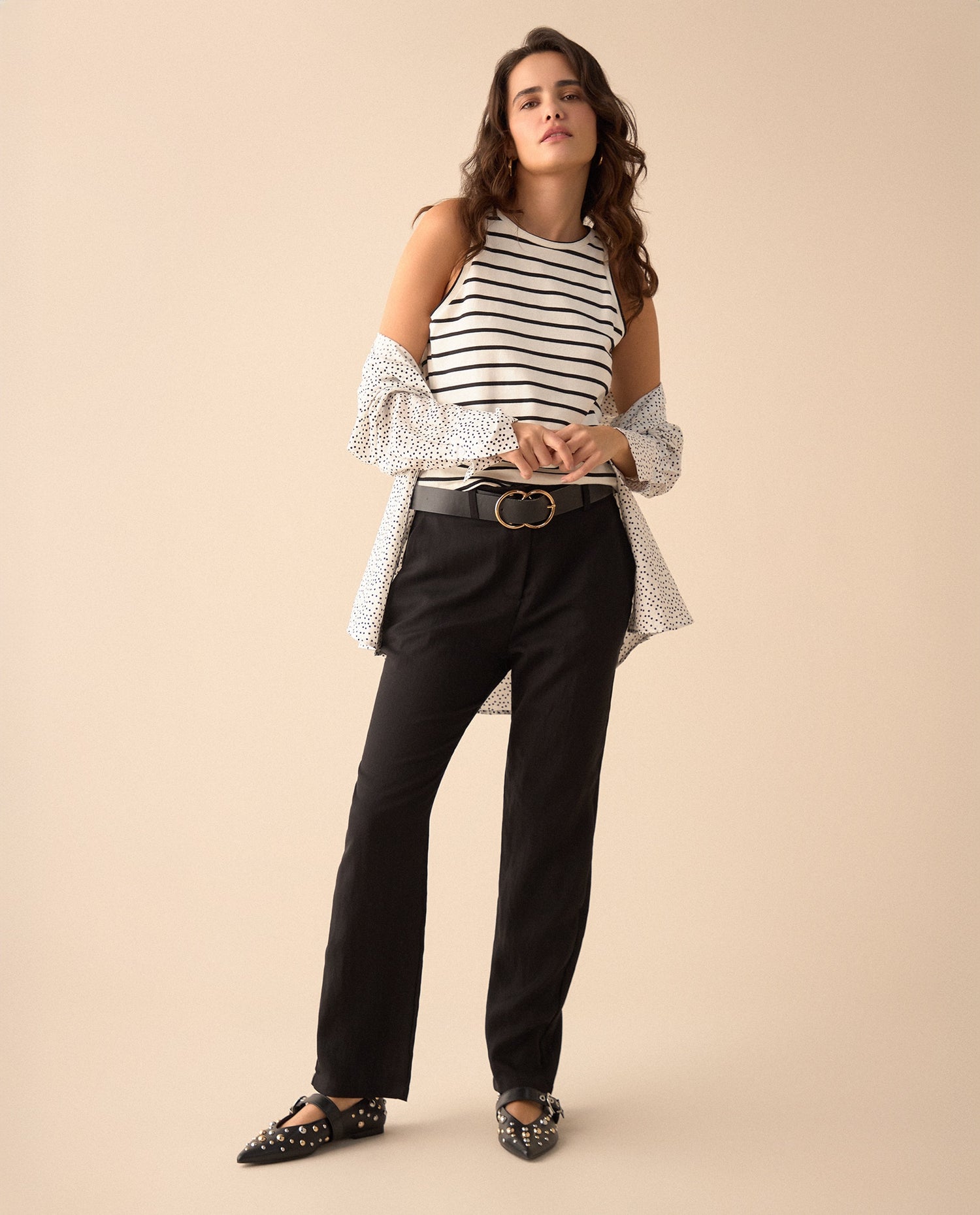 Pantalón elegante con cortes para mujer - Negro