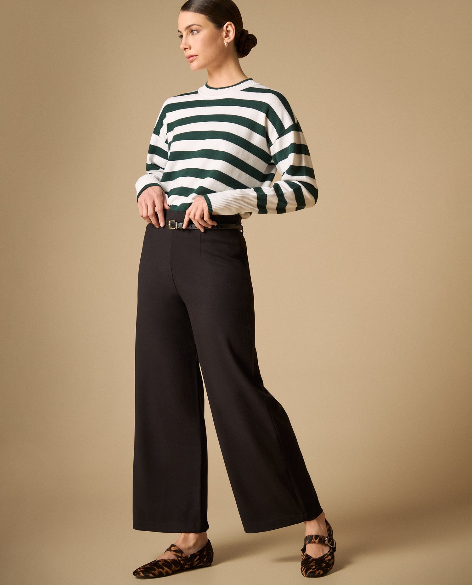 Pantalón largo con pinzas frontales silueta recta - Negro