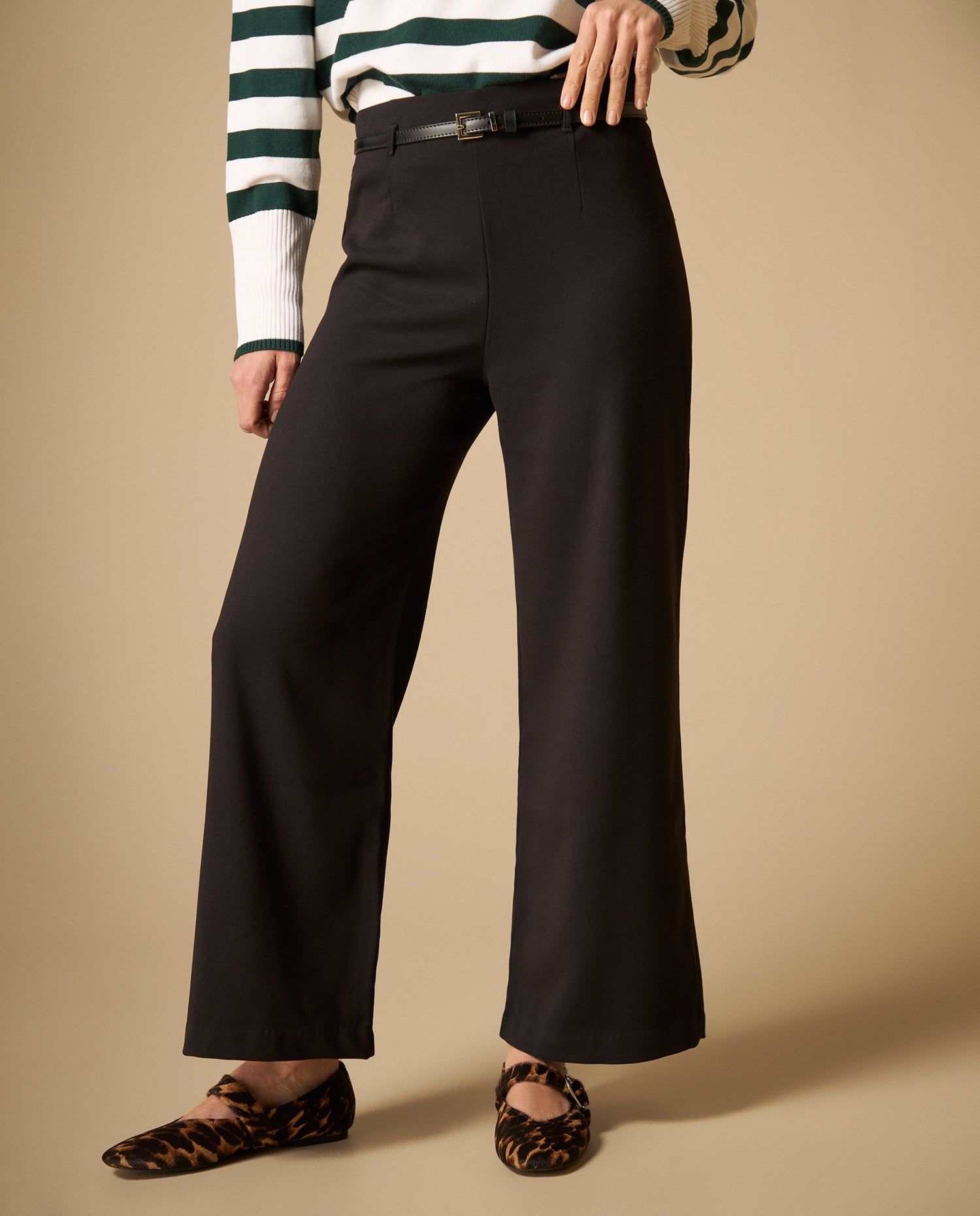 Pantalón largo con pinzas frontales silueta recta - Negro