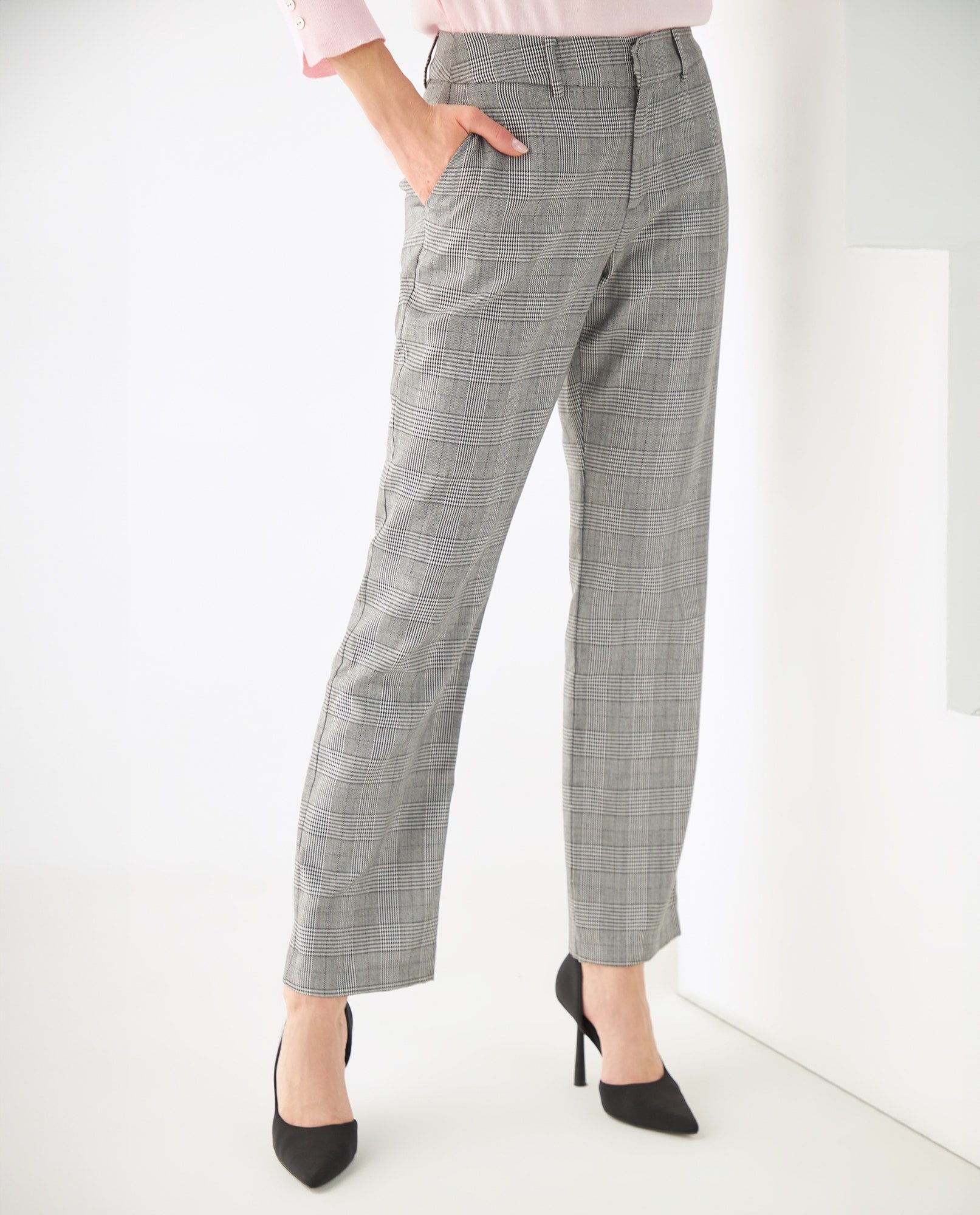 Pantalón con diseño a cuadros para mujer - Negro 34_432F011_NEG190303_3
