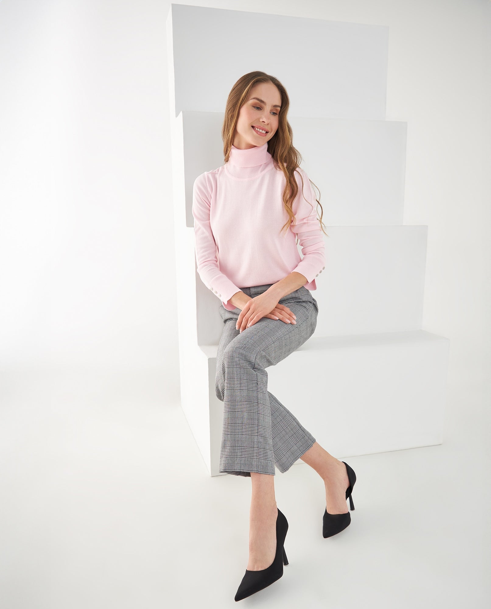 Pantalón con diseño a cuadros para mujer - Negro 34_432F011_NEG190303_6