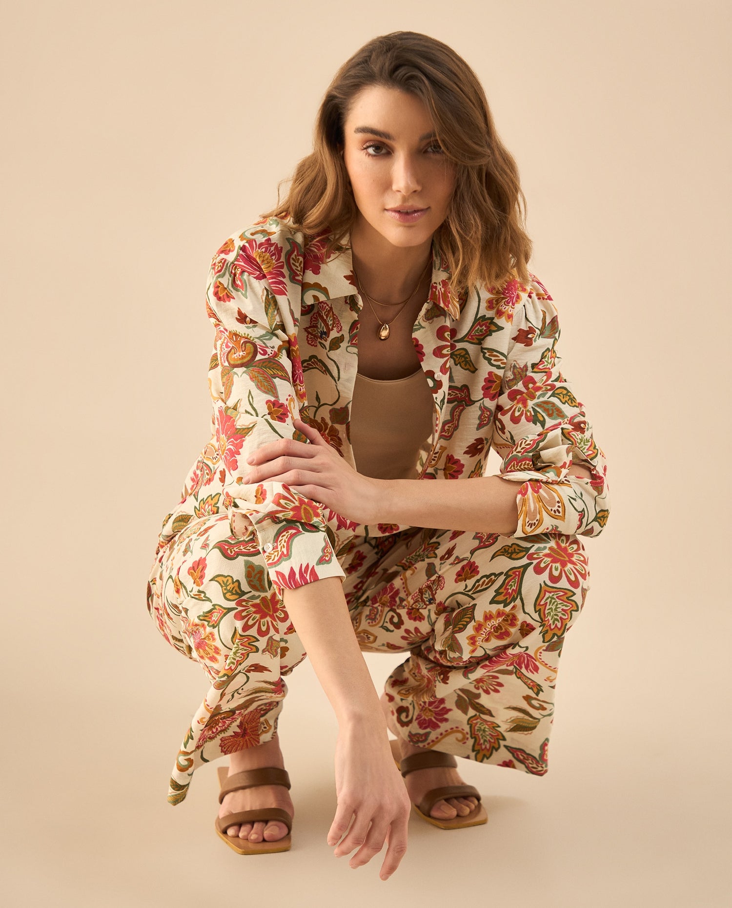 Pantalón con estampado de flores para mujer - Crudo