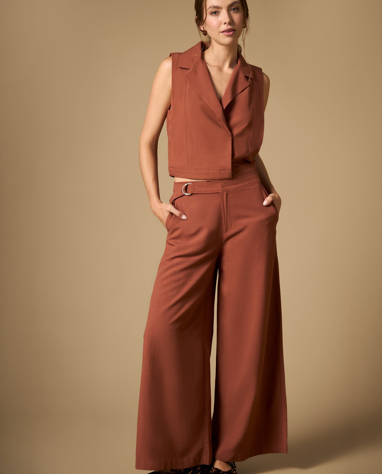 Pantalón culotte de tejido ligero con caída fluida - Cafe