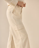 Pantalón tipo cargo para mujer - Crudo
