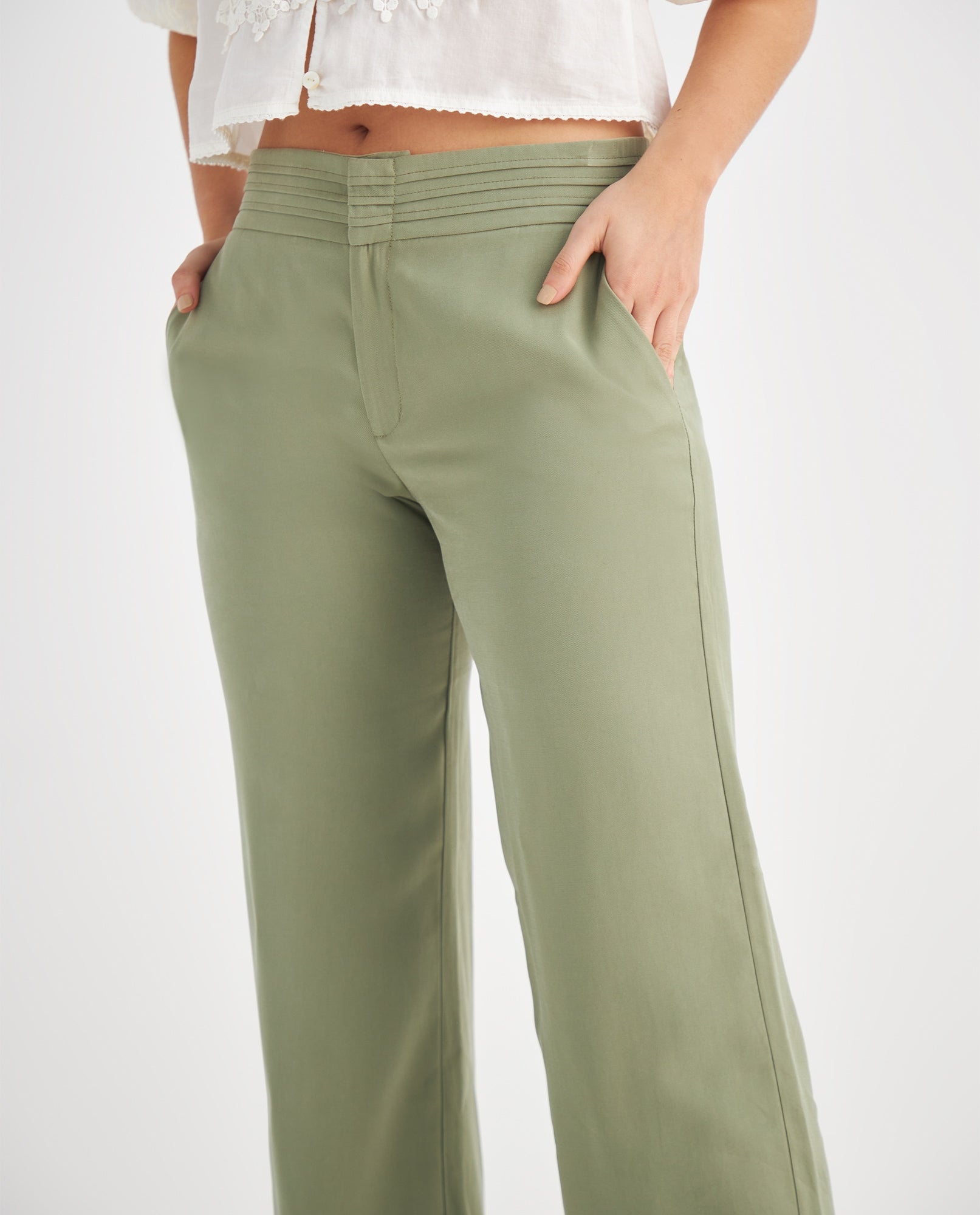 Pantalón de tela fluida - Verde 34_439F014_VER170115_5