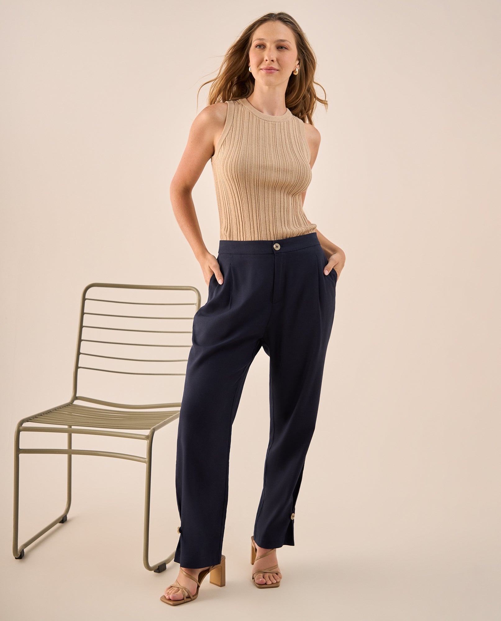 Pantalón Wide Leg Azul con Pliegues Frontales - Azul 34_439G211_AZU184432_0